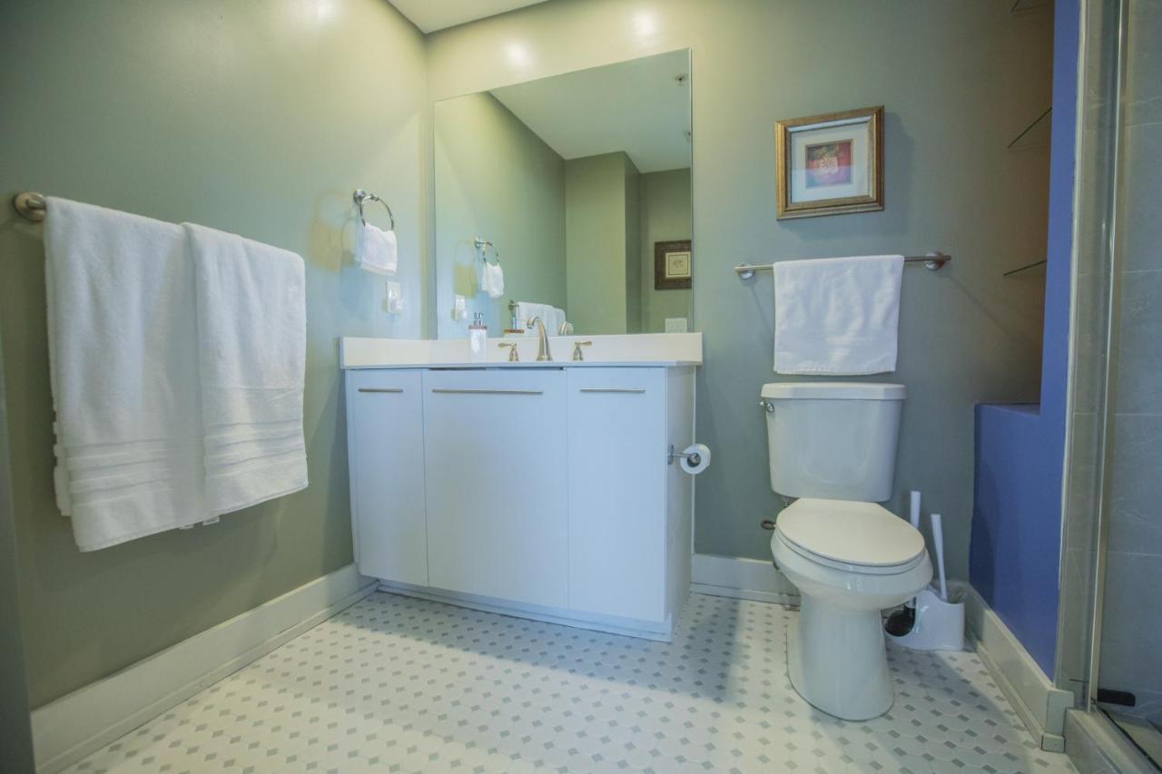 Designer Downtown Condo Suite - Splendid View Des Moines Esterno foto